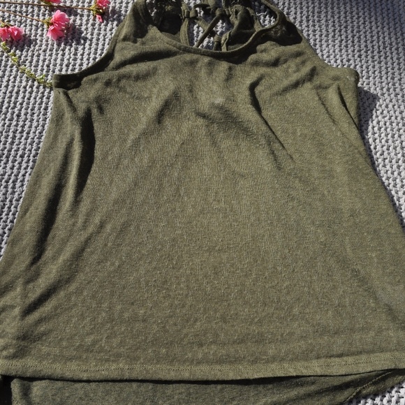 Tank top - Picture 2 of 4